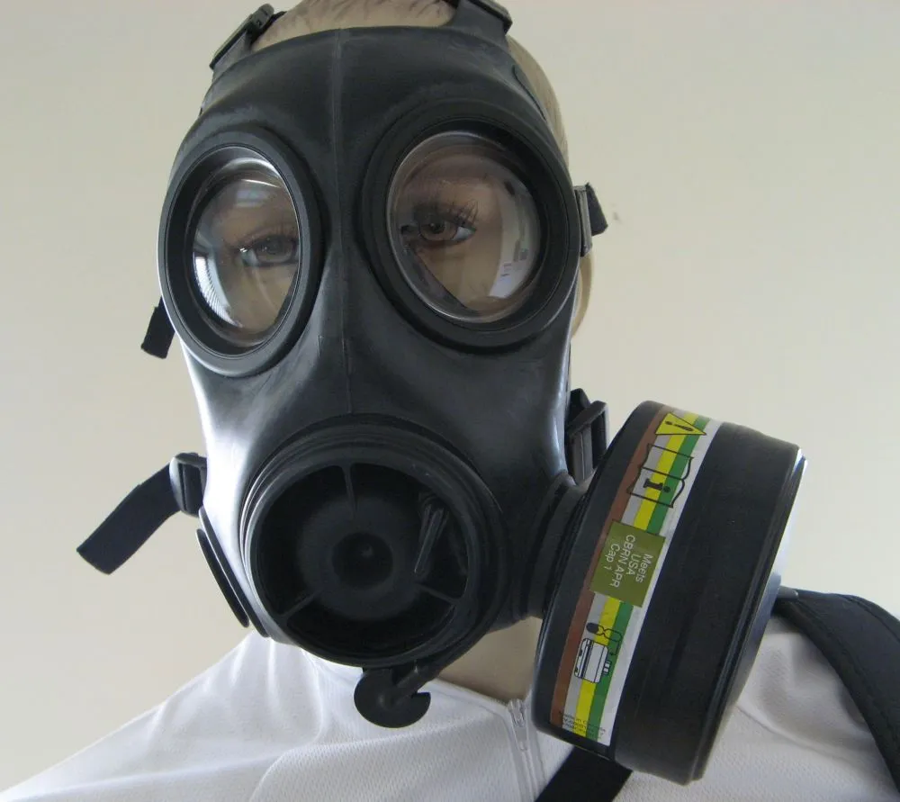 Avon CBRN FM12 Gas Mask With Respirators And Pouch SAS BRITISH ARMY