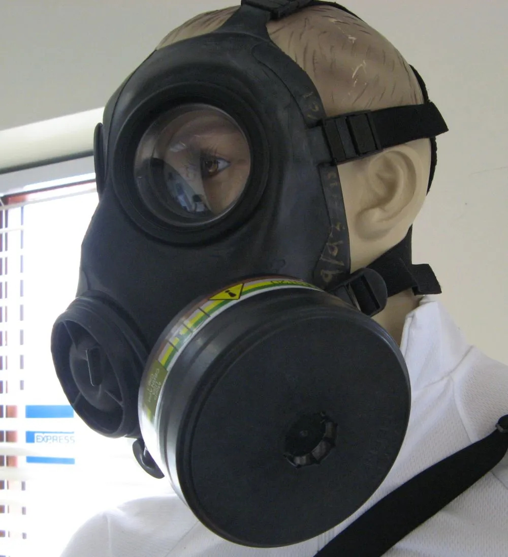 Avon CBRN FM12 Gas Mask With Respirators And Pouch SAS BRITISH ARMY