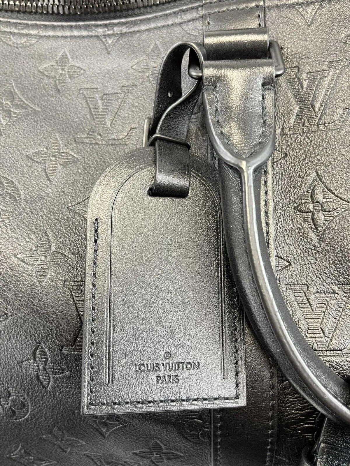 Louis Vuitton - Excellent - Keepall Bandoulire 50 - Black Duffle w/ Strap