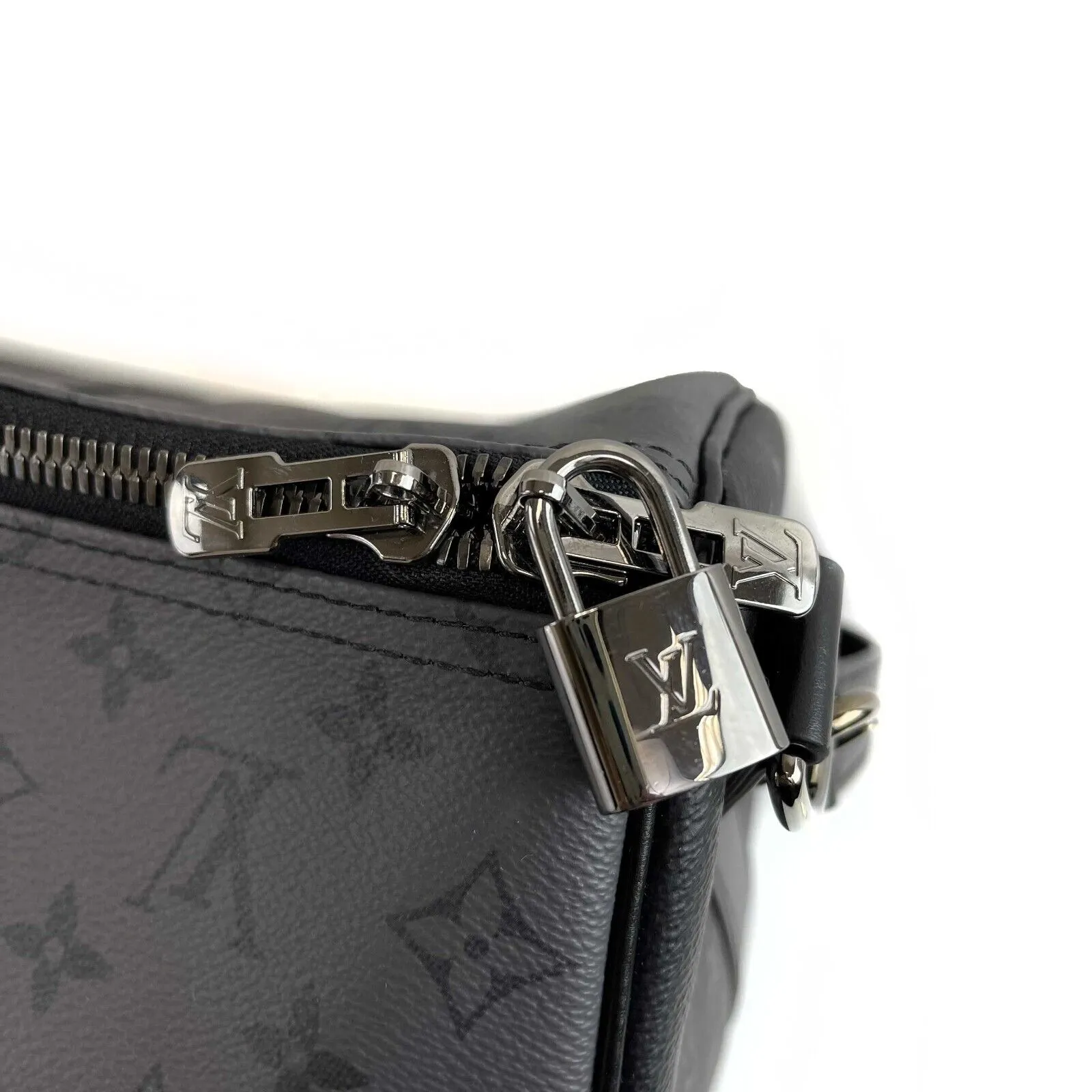 Louis Vuitton Keepall Bandoulire 50 Reverse Monogram Eclipse Black Handbag