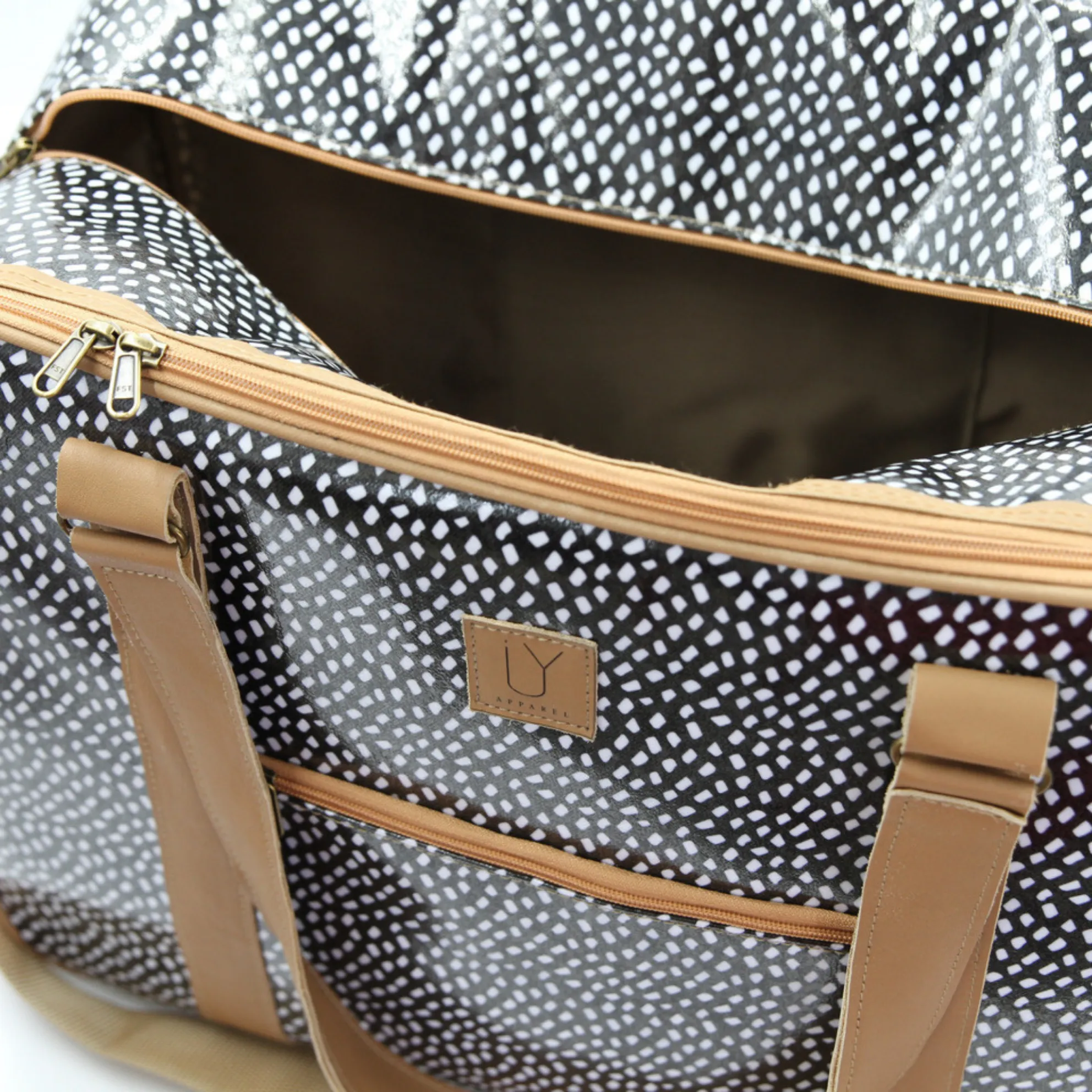 Overnight Bag with Leather handles - Protea Black